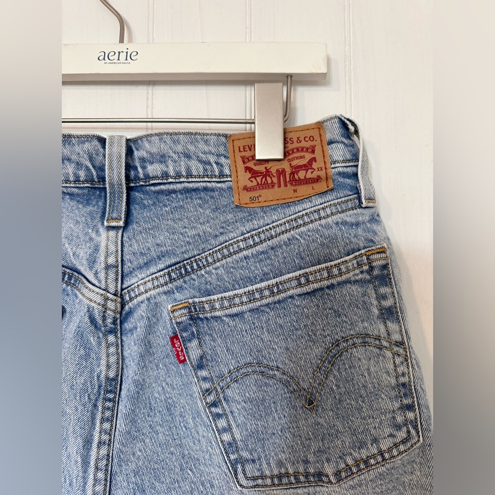 Levi’s 501 Denim Shorts Sz W26